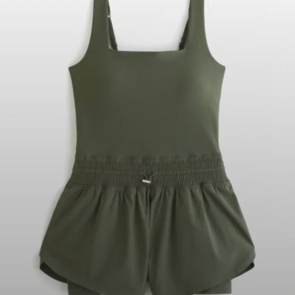 Abercrombie & Fitch Pants - Abercrombie YPB sculpLUX Hybrid Flyaway Romper